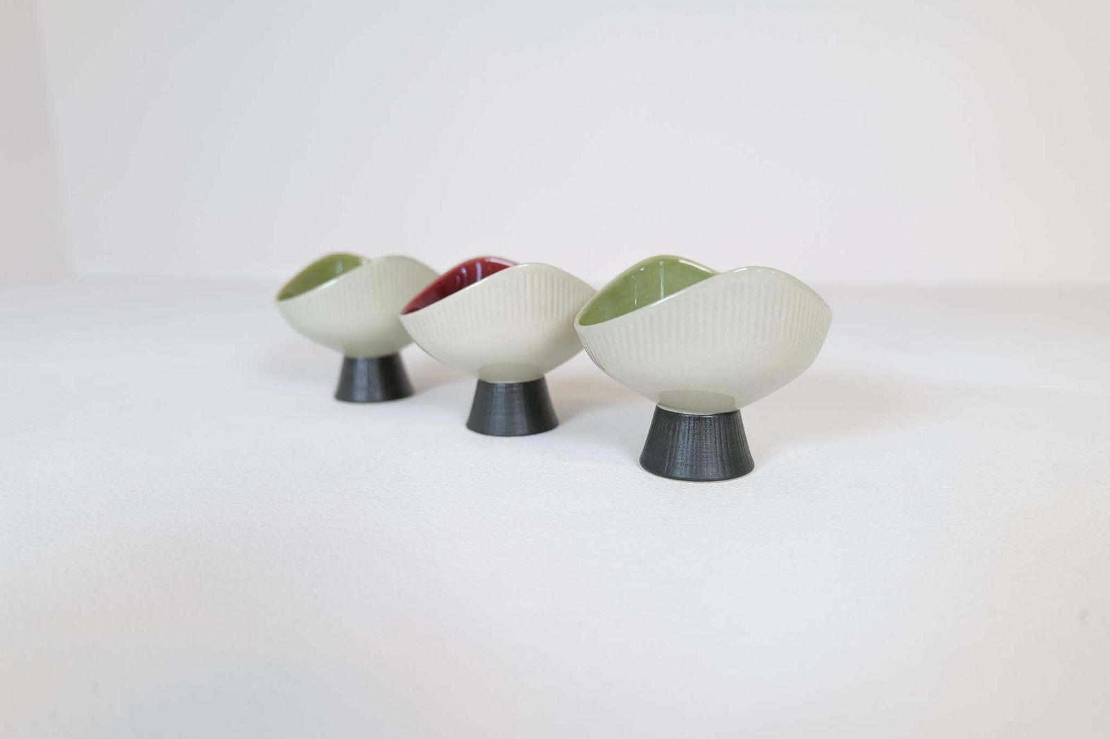 Midcentury Modern Set Of 3 Bowls Bahia Carl Harry Stålhane Rörstrand Sweden photo furniture