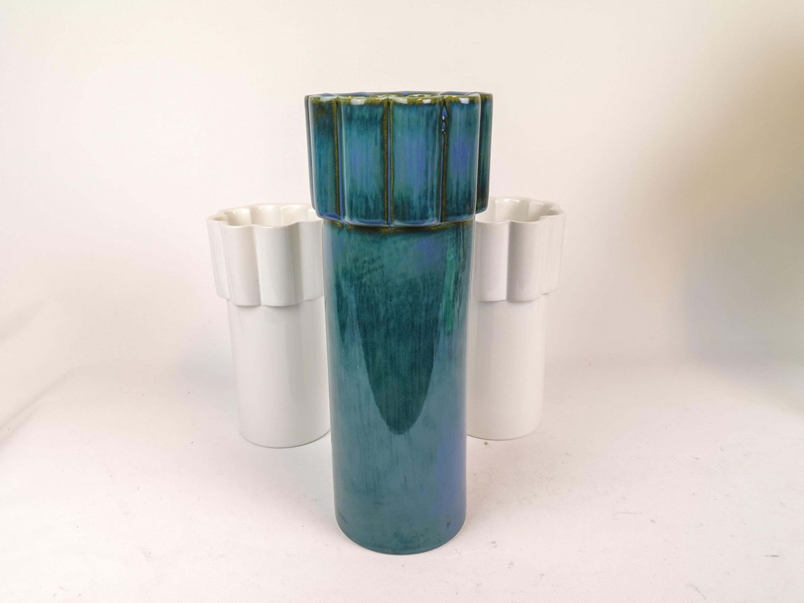 photo furniture Scandinavian Modern Set Of 3 Vases Konvex By Karin Björquist Gustavsberg, Sweden