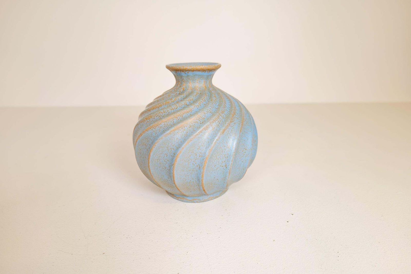 photo vintage Midcentury Pair Of Ceramic Vases "Turkos", Ewald Dahlskog , Bo Fajans, Sweden