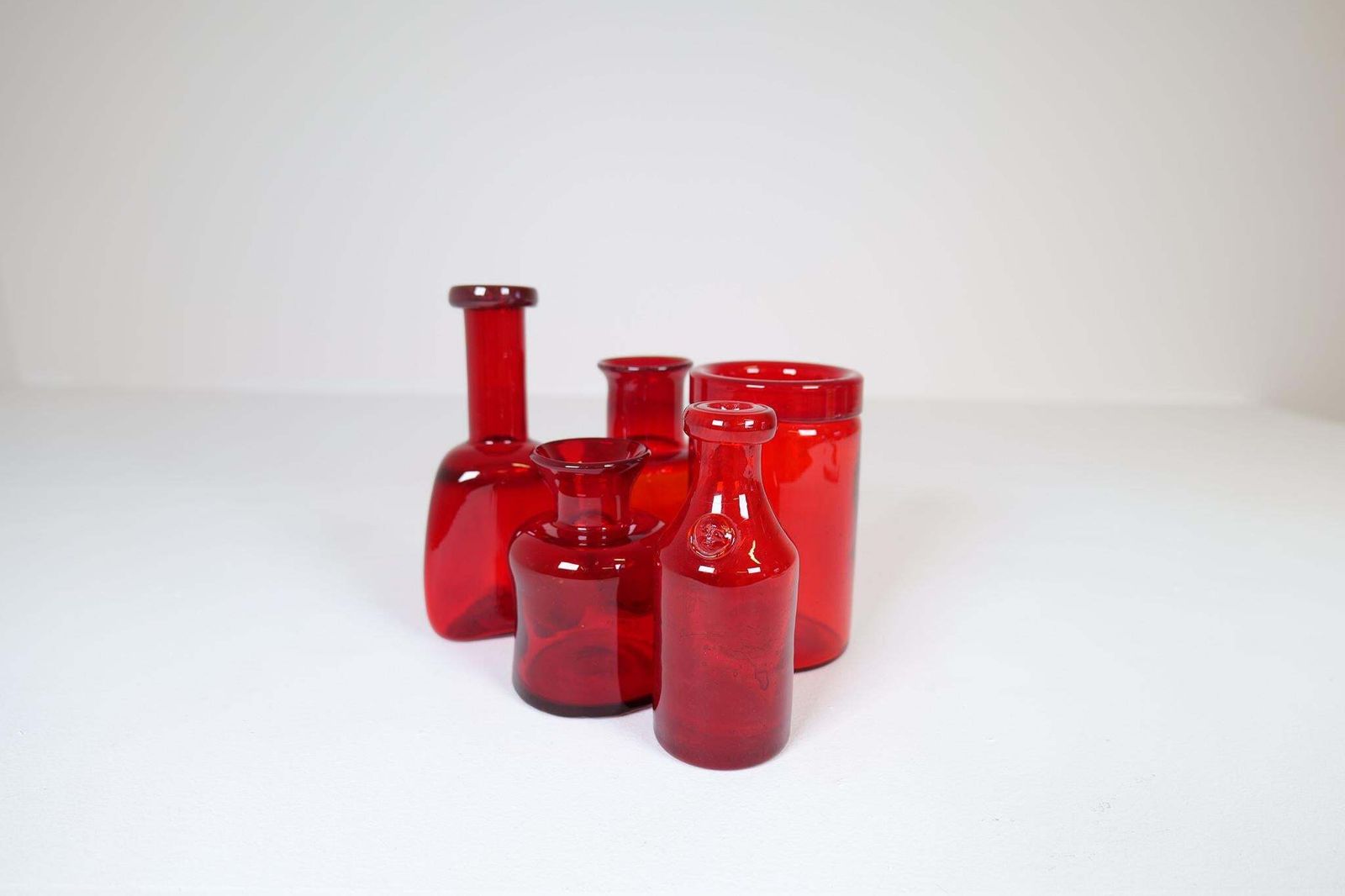 Mid Century Collection Of Five Rare Red Vases By Erik Hoglund, Sweden, 1960s photo Home Decor