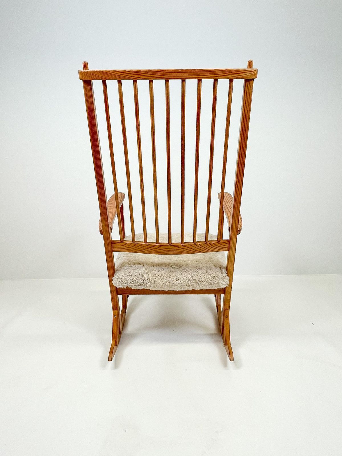 photo vinterior Midcentury Rocking Chair In Pine And Sheepskin Yngve Ekström Sweden