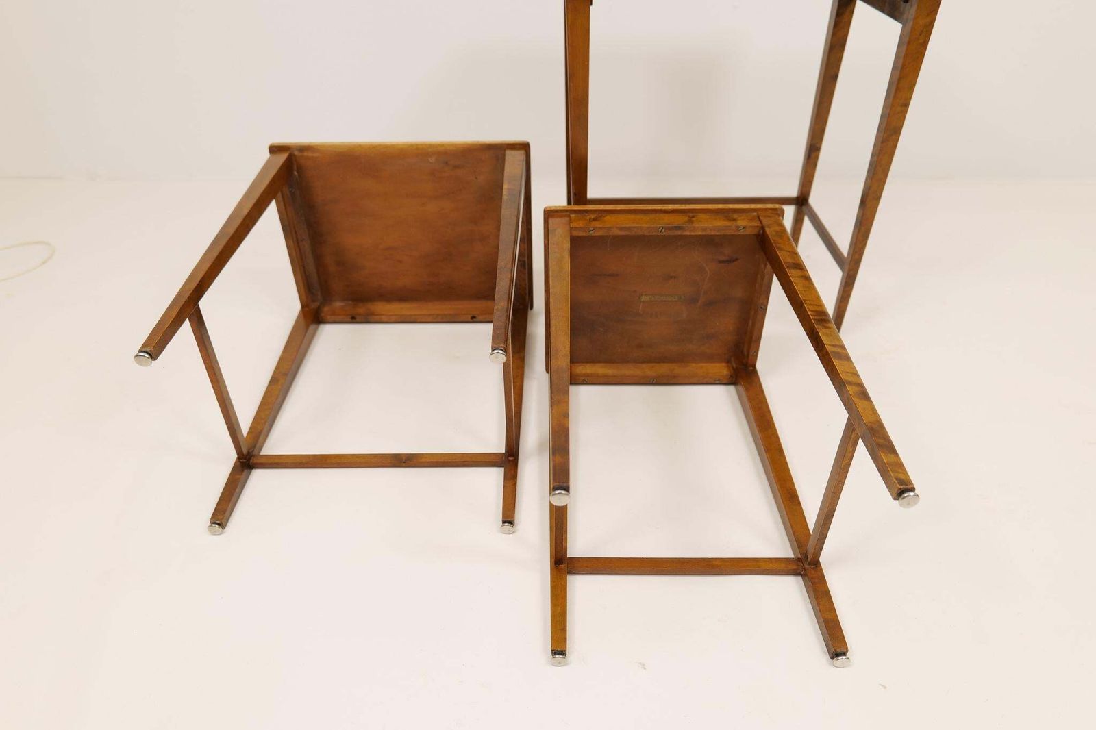 photo vintage Art Deco Nesting Tables Mahogany And Stained Birch, Nk Sweden, 1940s