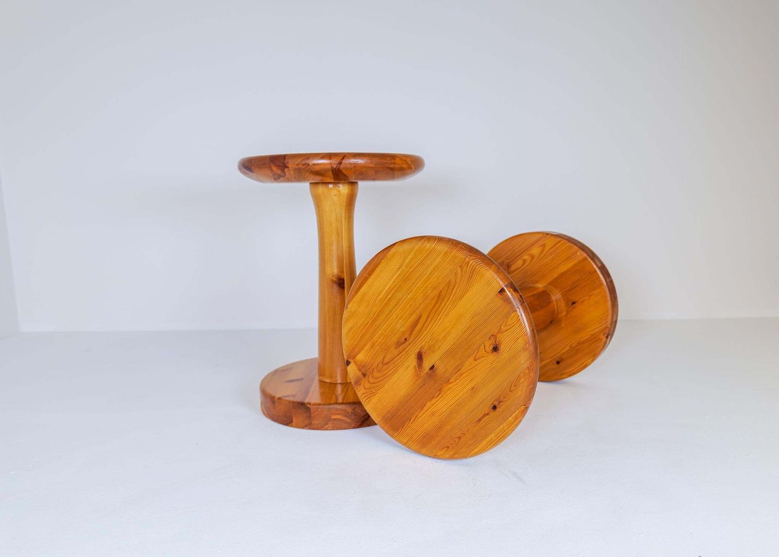 photo vinterior Scandinavian Modern Minimalistic Pair Of Pine Stools Sweden, 1970s
