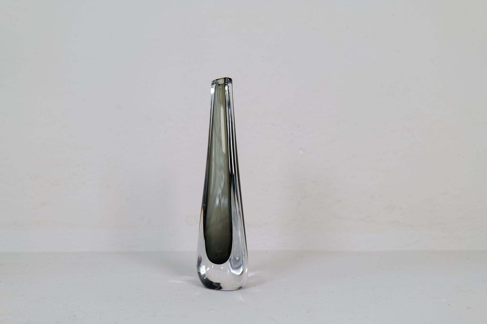 photo furniture Mid Century Modern Nils Landberg Orrefors Set Of 2 Vases, Circa 1950s, Sweden