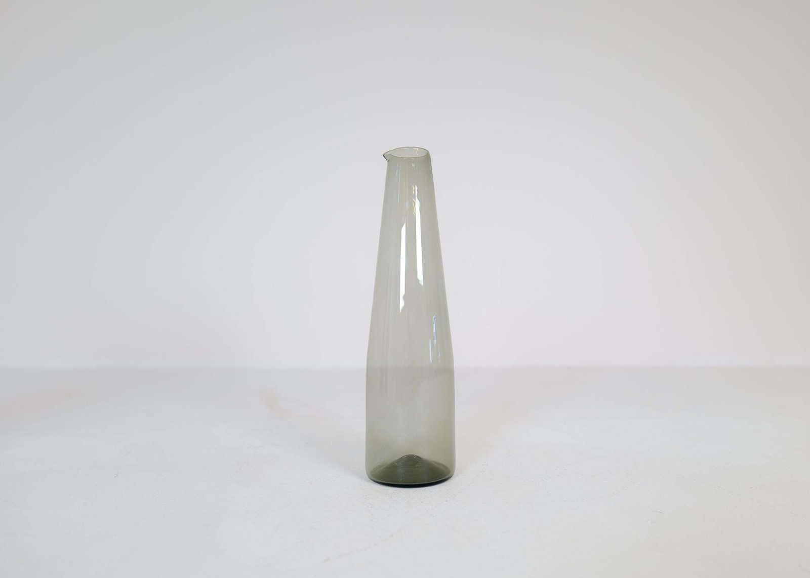 photo furniture Midcentury Collection Of 3 Bird Carafes Iittala Timo Sarpaneva Finland, 1950s
