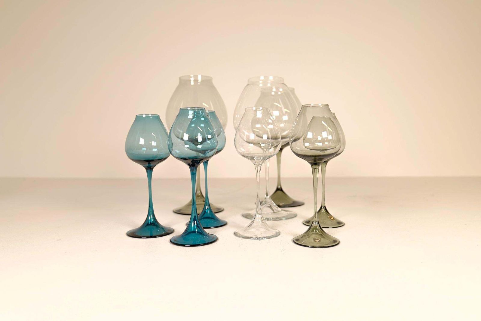Large Collection Midcentury Orrefors Tulip Glasses Nils Landberg Sweden 1950s photo vinterior