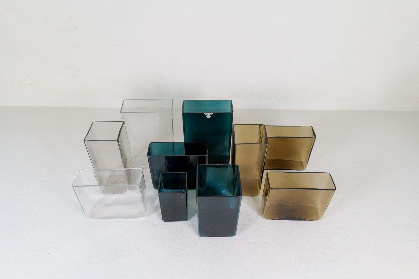 Midcentury Modern Collection Of Ten "Ice" Gullaskruf Vases, Sweden, 1960s photo Home Decor