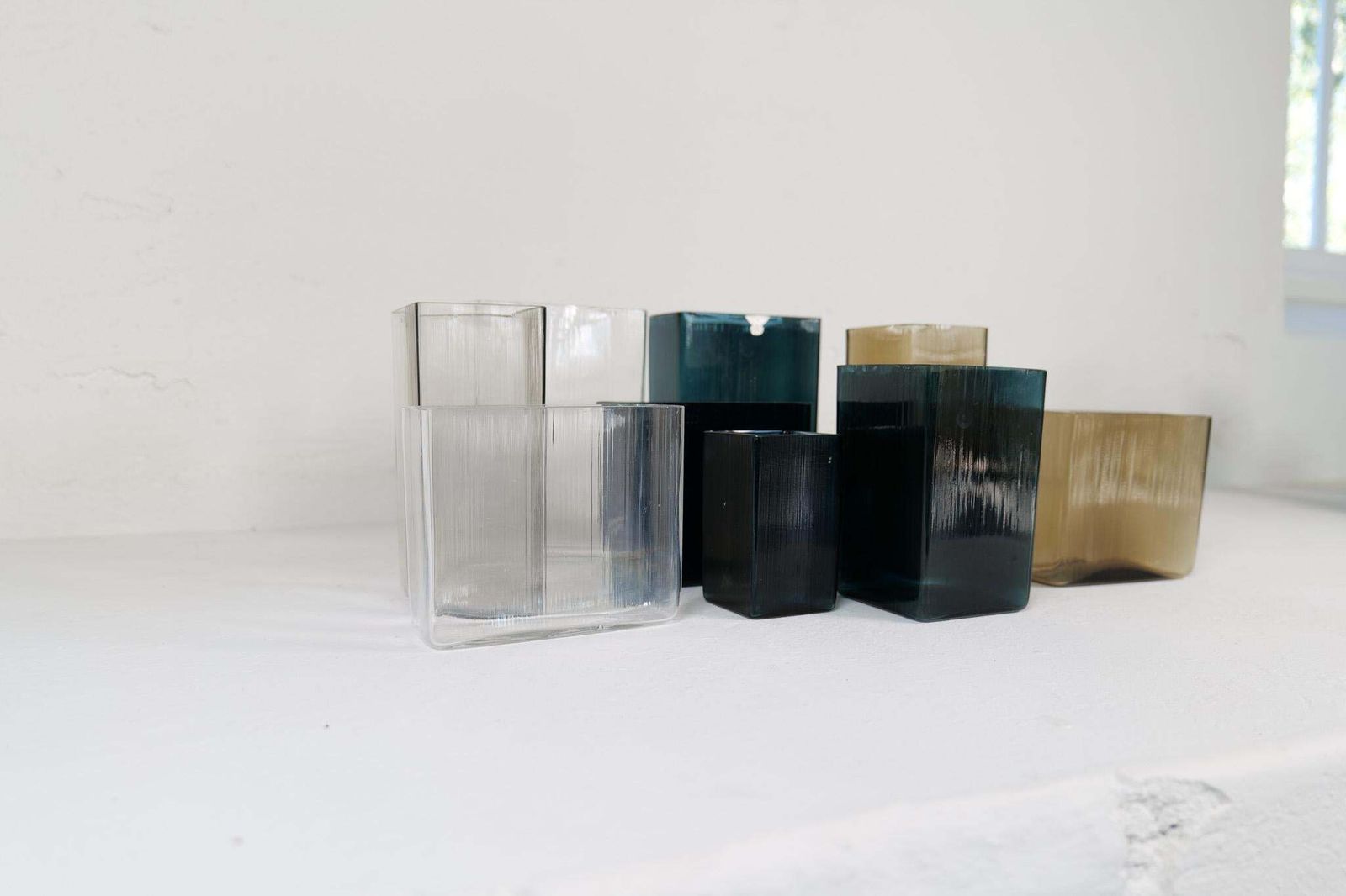 Midcentury Modern Collection Of Ten "Ice" Gullaskruf Vases, Sweden, 1960s photo buy