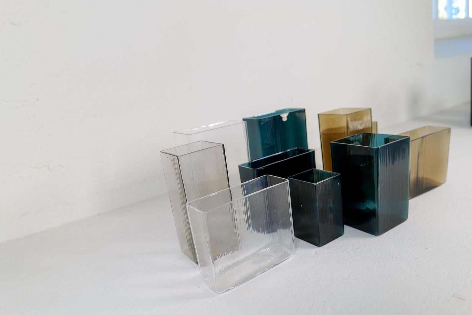 Midcentury Modern Collection Of Ten "Ice" Gullaskruf Vases, Sweden, 1960s photo vintage