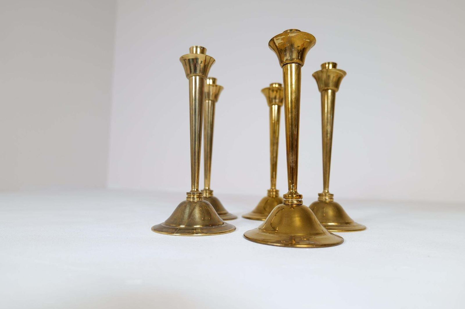 Midcentury Set Of 5 Candlesticks In Brass By Lars Holmström Arvika, Sweden photo vintage