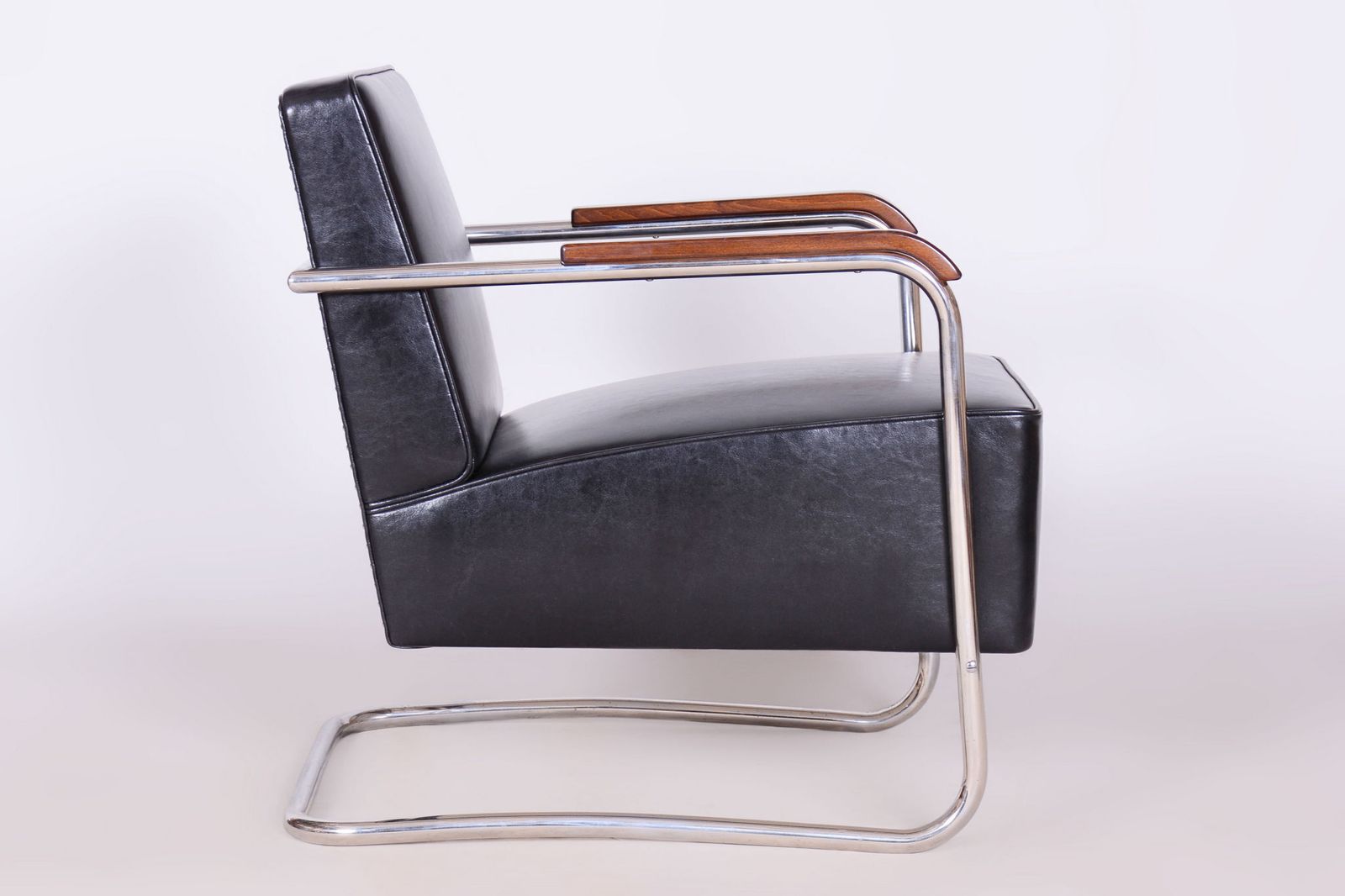Pair Of Restored Bauhaus Armchairs, By Mücke Melder, Leather, Czech, 1930s photo buy