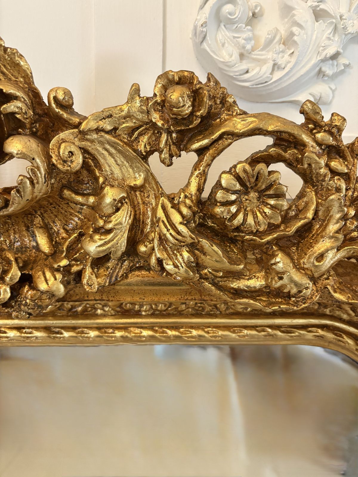 photo for sale Outstanding Quality Antique Early 20th Century Carved Gilded Frame Wall Mirror