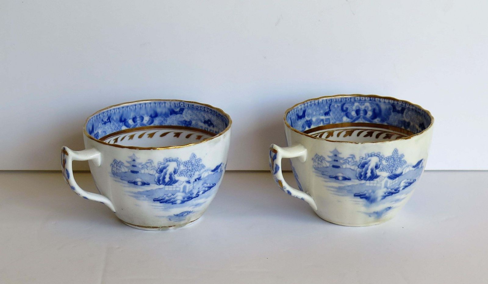 Miles Mason Porcelain Pair Of Tea Cups Broseley Blue And White Pattern, Ca. 1805 photo buy