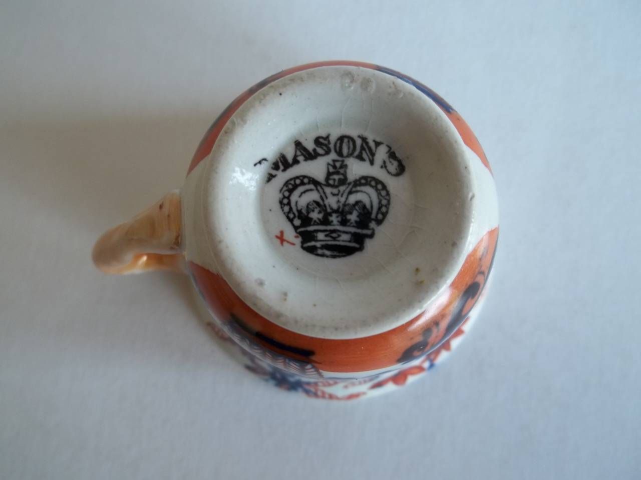 photo furniture Rare Mason's Ironstone Miniature Cup In Basket Japan Pattern, Circa 1825