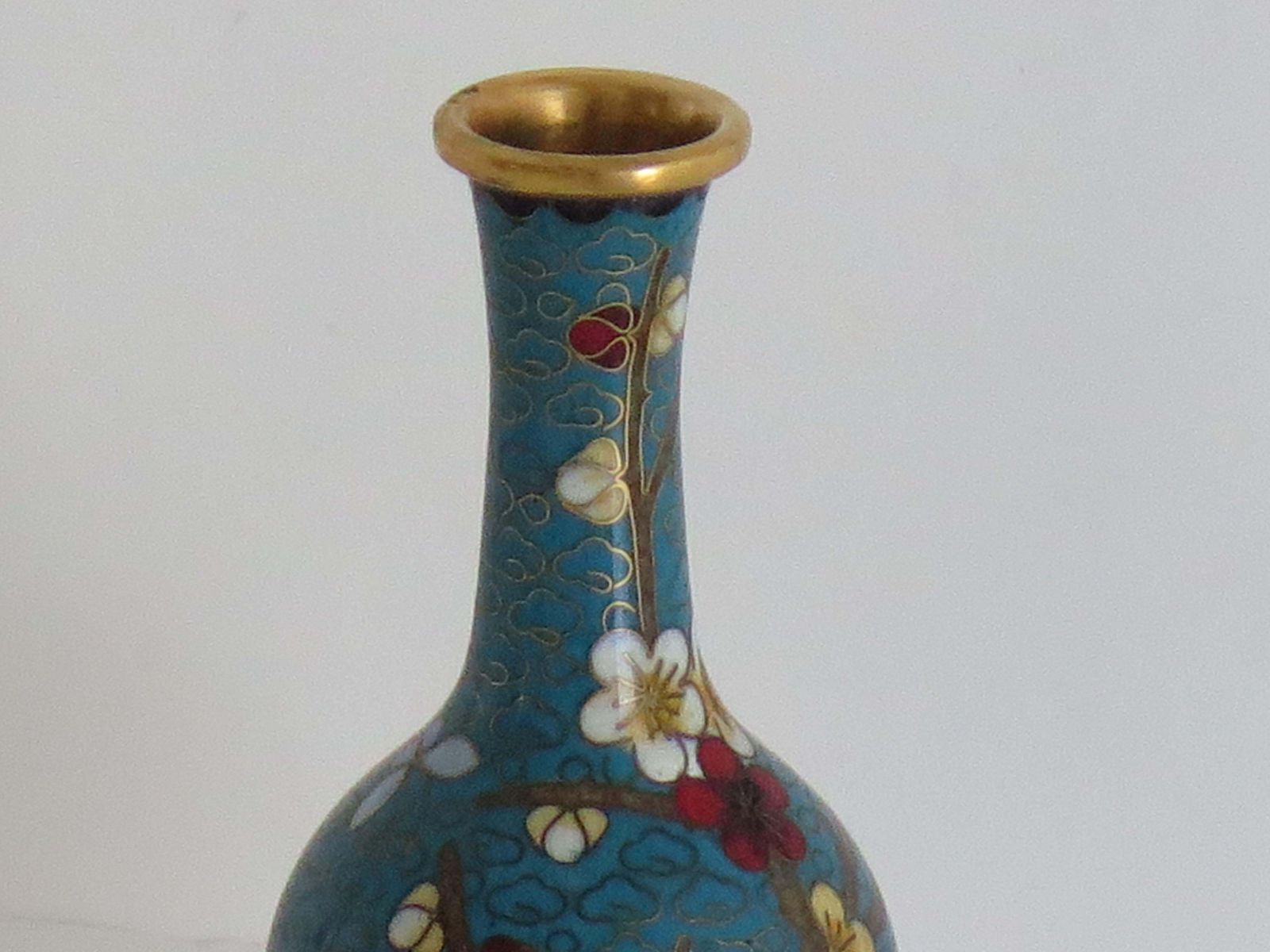 Chinese Cloisonné Small Vase With Flowers & Bird, Circa 1920 photo vintage
