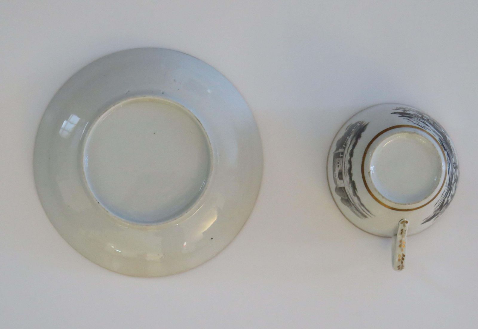Georgian Newhall Porcelain Duo Tea Cup And Saucer Bat Printed Ptn, Circa 1805 photo vinterior