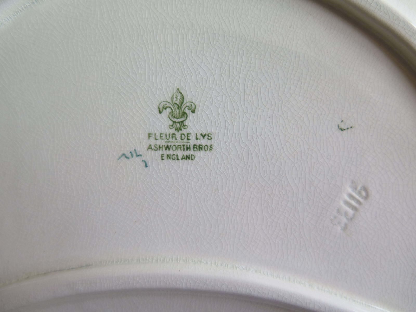 photo furniture Set Of Four Victorian Masons Ashworths Ironstone Supper Dishes, Circa 1890