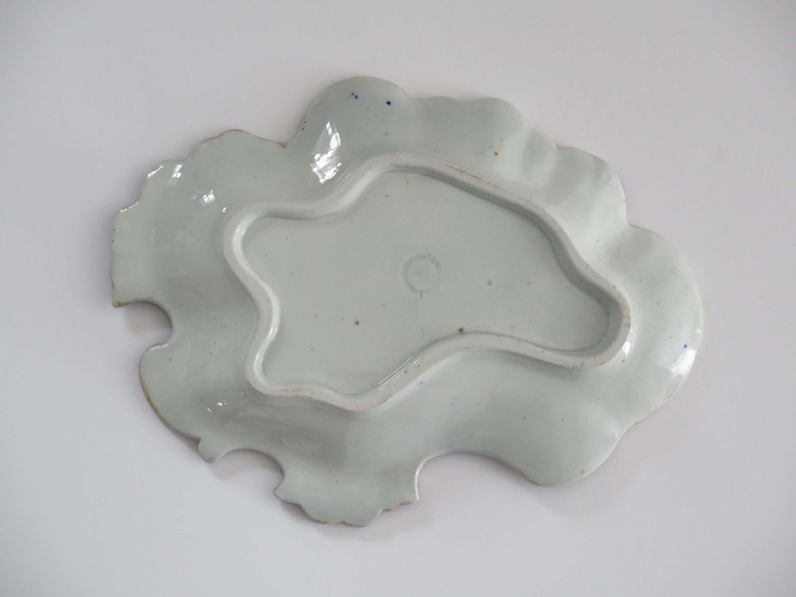 275.0 Georgian Masons Ironstone Desert Dish Or Platter In School House Ptn, Ca 1818 photo