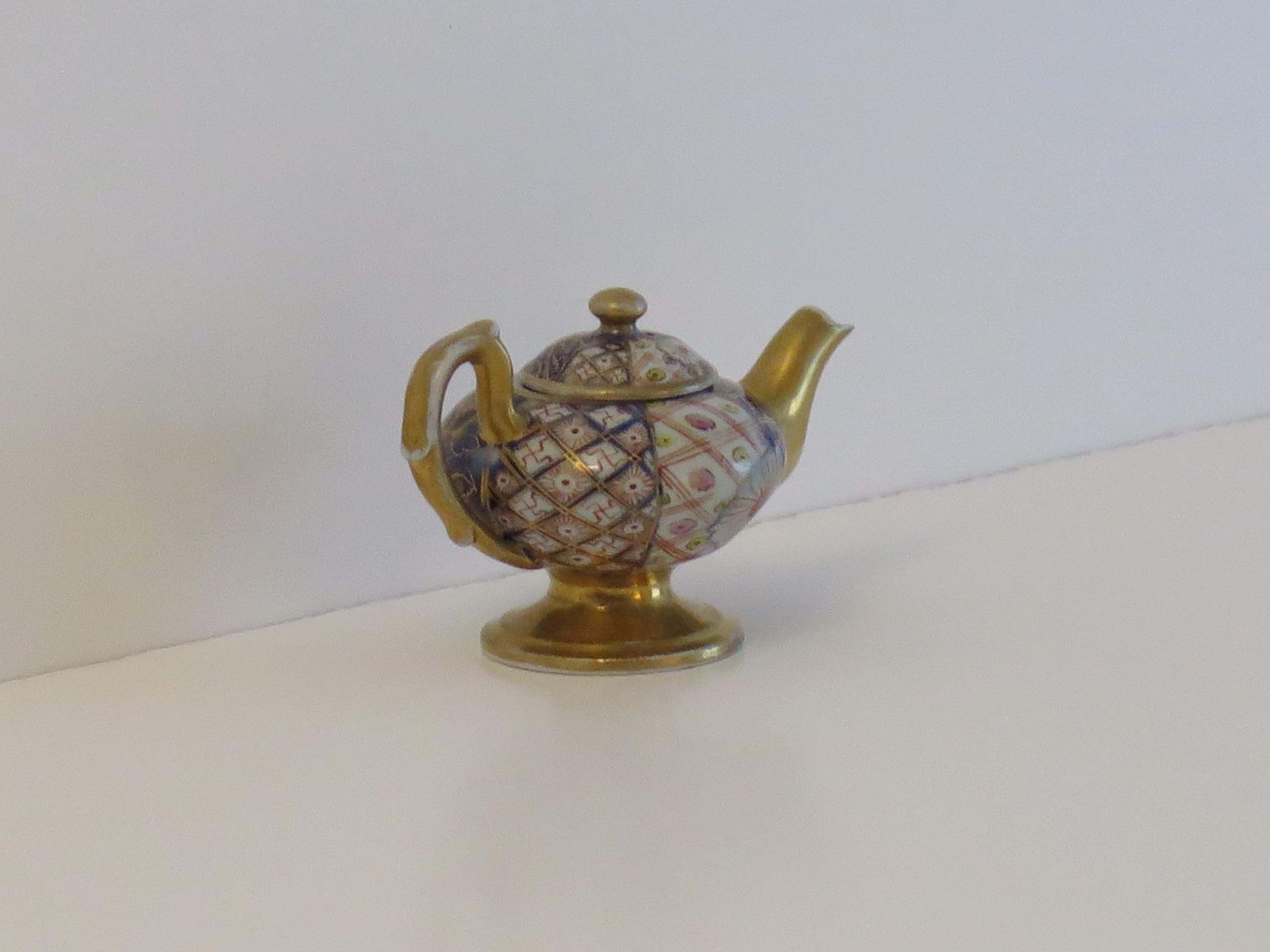 photo for sale Rare Mason's Ironstone Miniature Teapot In Plaid Japan Rare Pattern, Circa 1820
