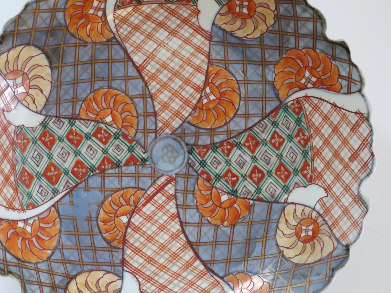Japanese Porcelain Dish Or Plate Hand Painted Wheels, Meiji Period Circa 1870 photo vintage