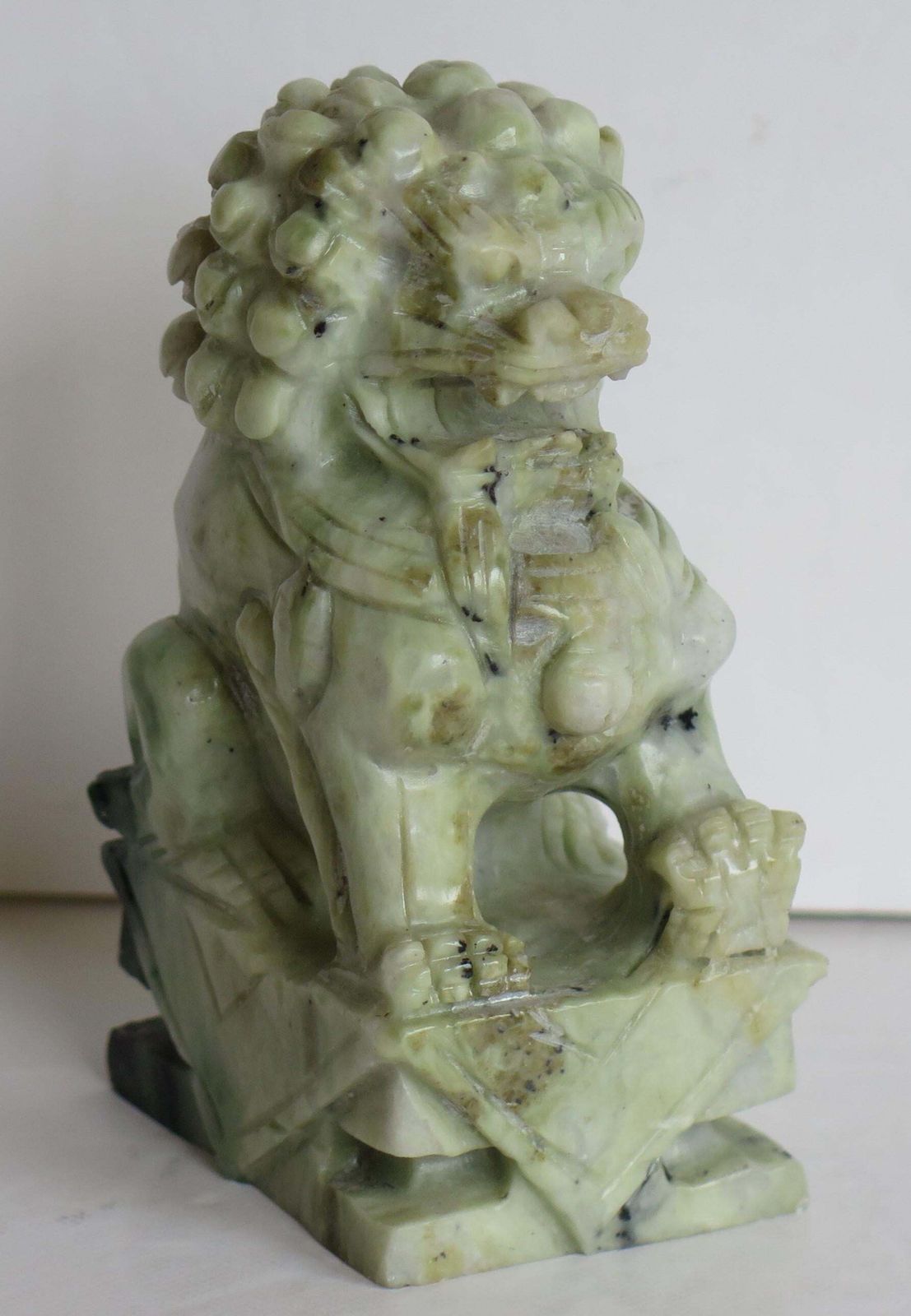 photo furniture Pair Of Chinese Foo Dogs Hand Carved Hardstone Good Colour And Detail, Ca 1940