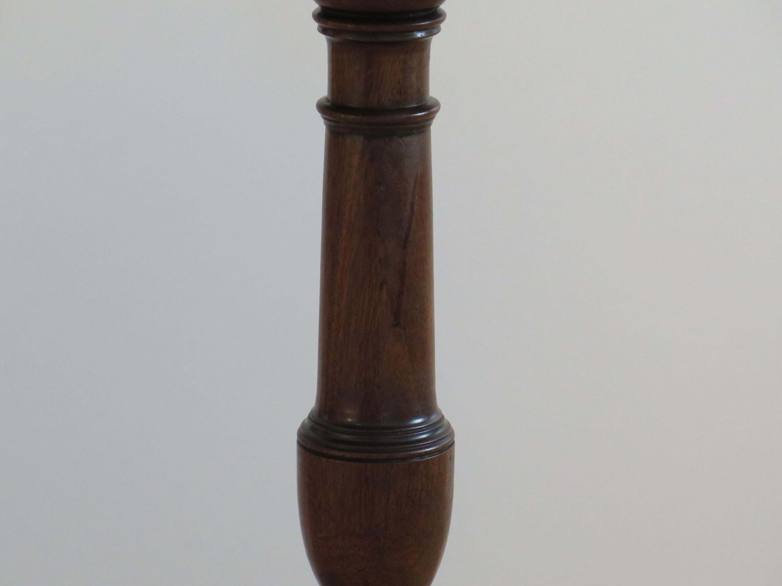 Georgian Tripod Or Wine Table Tilt Top Vase Stem Solid Hardwood, Circa 1760 photo vintage