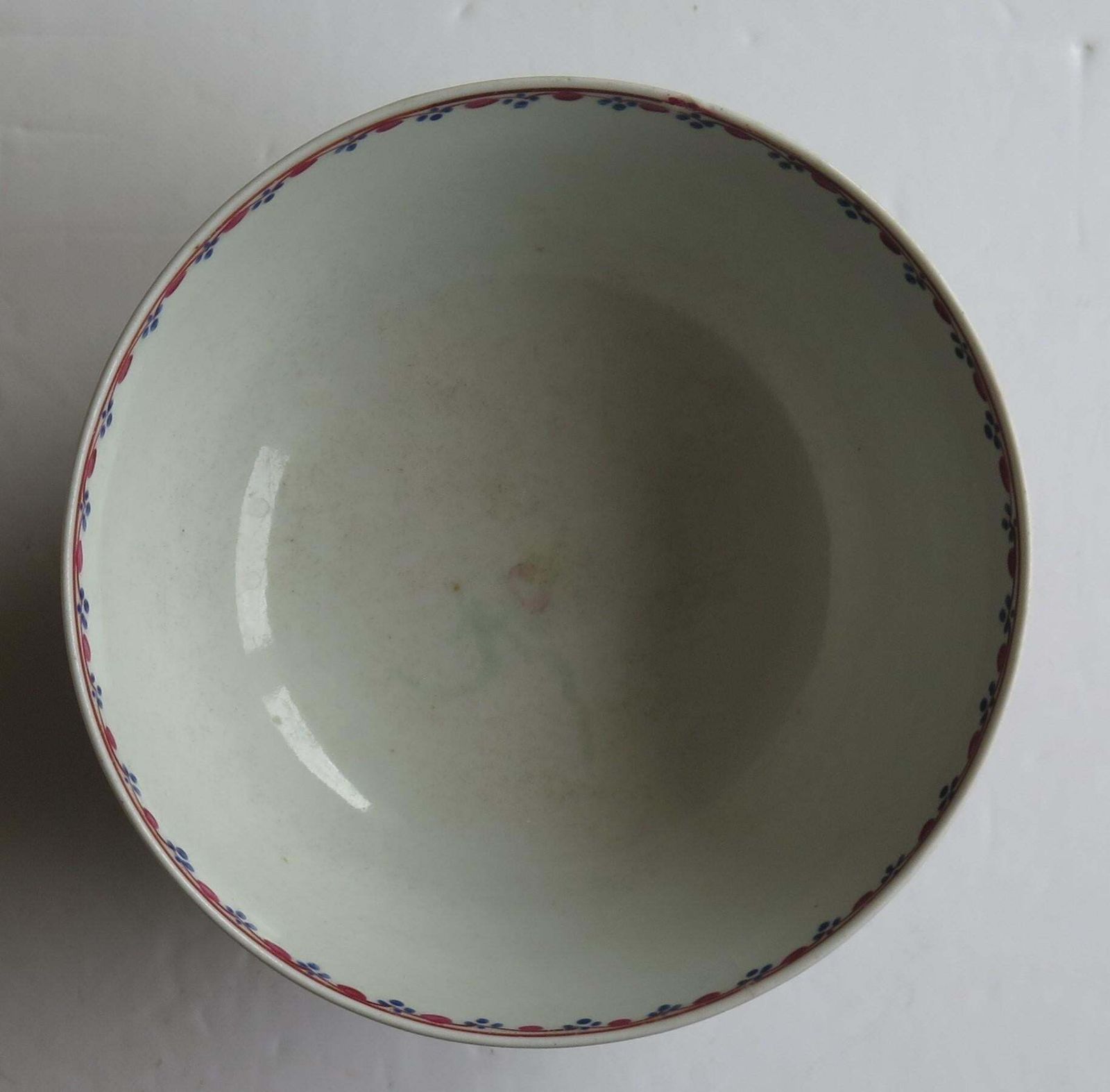 photo for sale Georgian New Hall Porcelain Bowl Lady With Parasol Pattern No. 20, Circa 1790