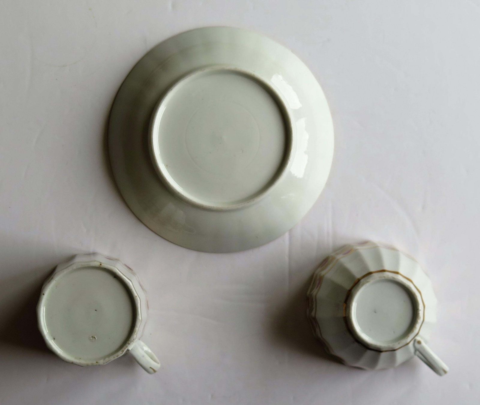 photo vinterior Georgian Coalport Porcelain Trio Hand Painted And Gilded, Circa 1790 1800