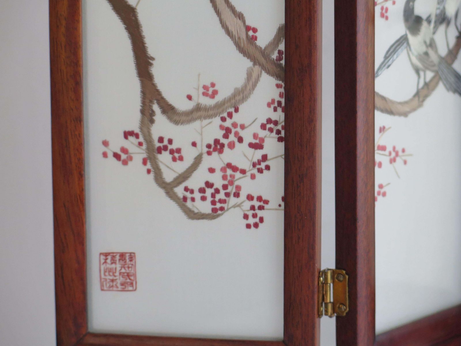 Chinese Folding Screen For Desk Hardwood & Silk Hand Decorated, Circa 1960 photo Home Decor