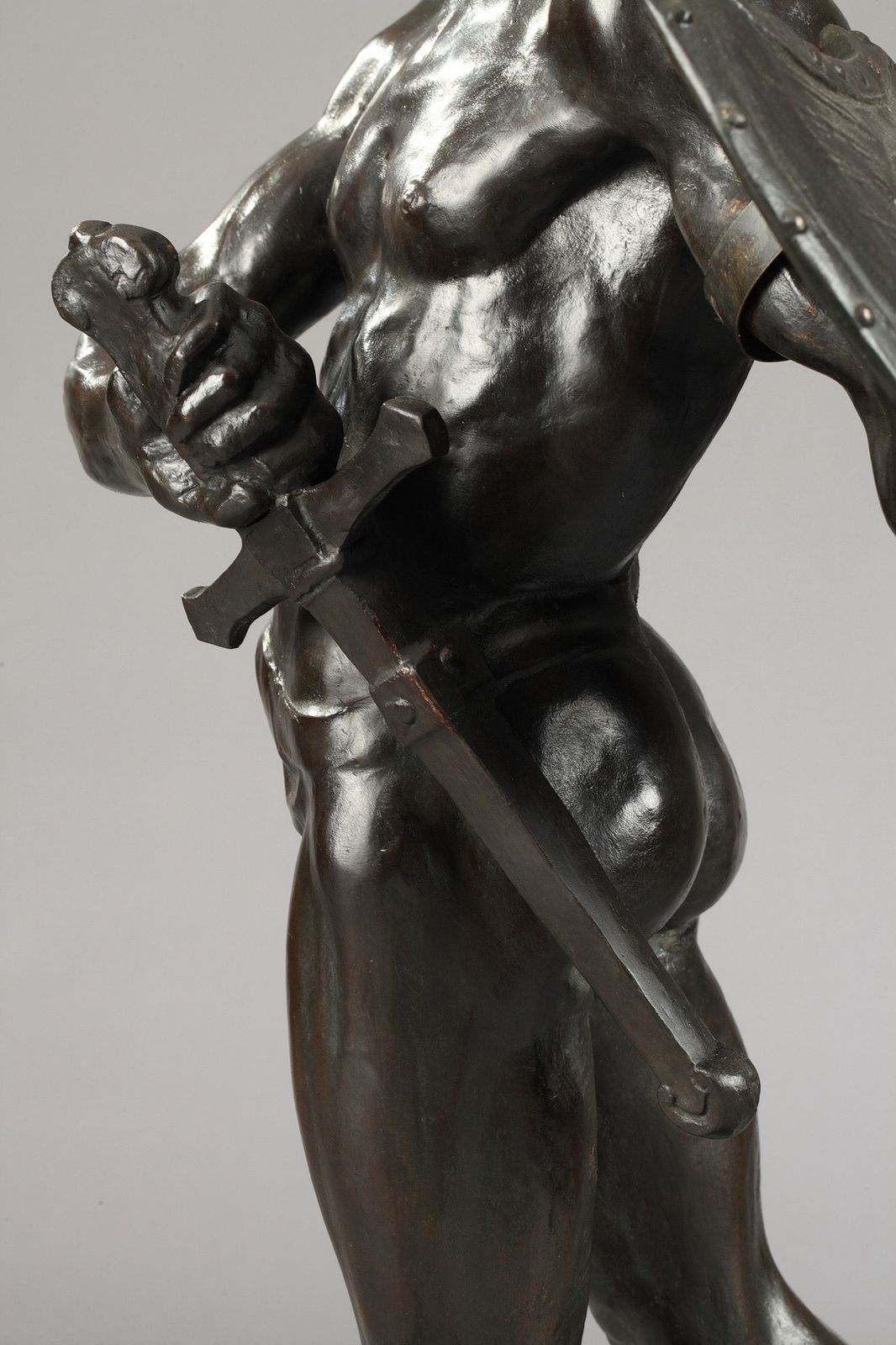 photo furniture Sculpture en bronze « The Warrior », par Auguste De Wever (1836-1910)
