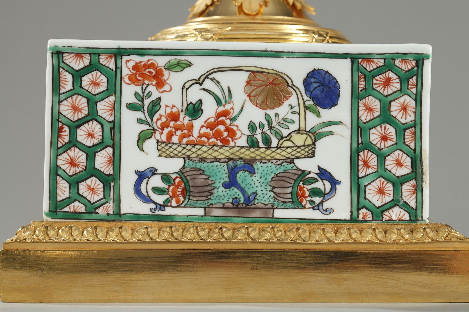 Encrier en porcelaine « famille verte » par Samson photo for sale