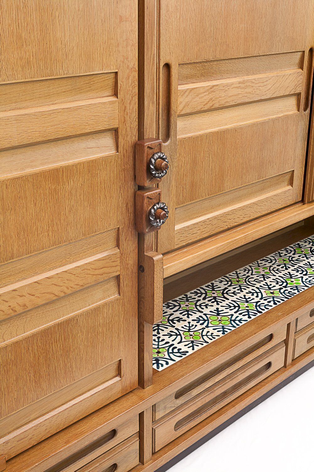 photo furniture Guillerme And Chambron Wardrobe