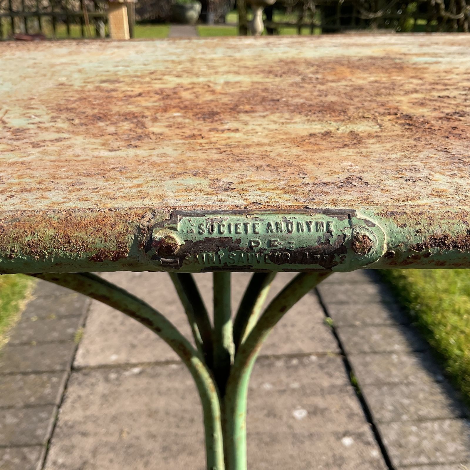Arras Saint Sauveur Bistro Table photo furniture