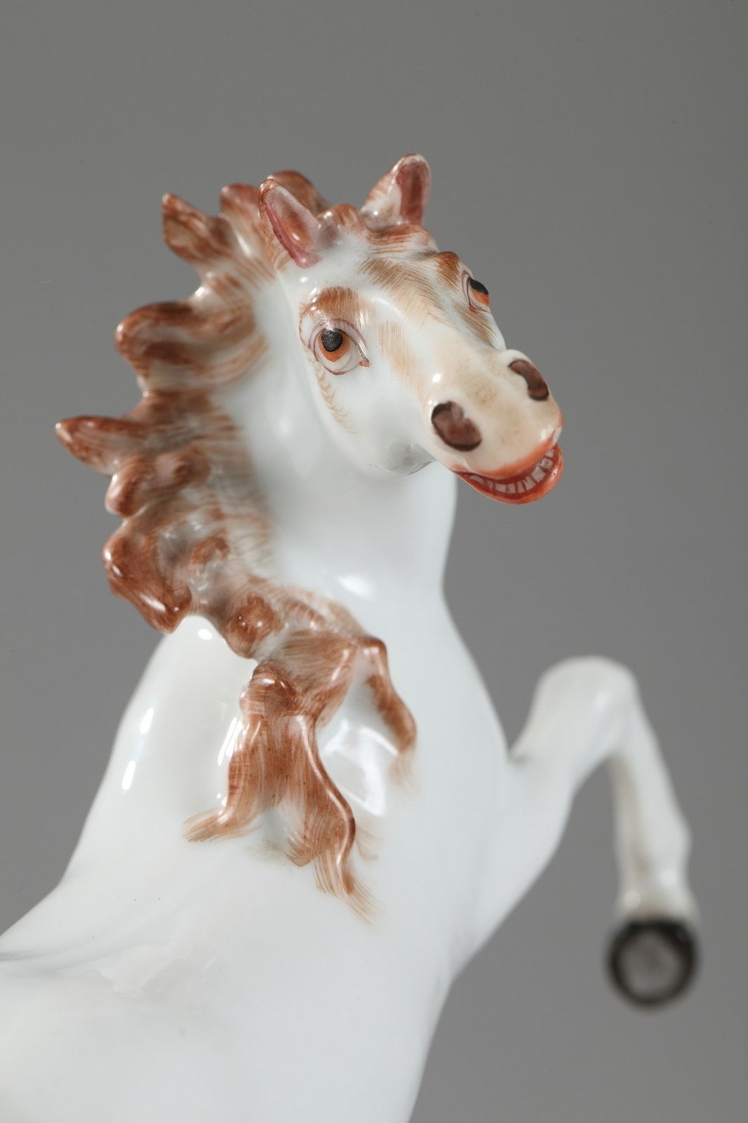 photo vintage Pair Of Ormolu Mounted Porcelain Horses By The Samson Factory