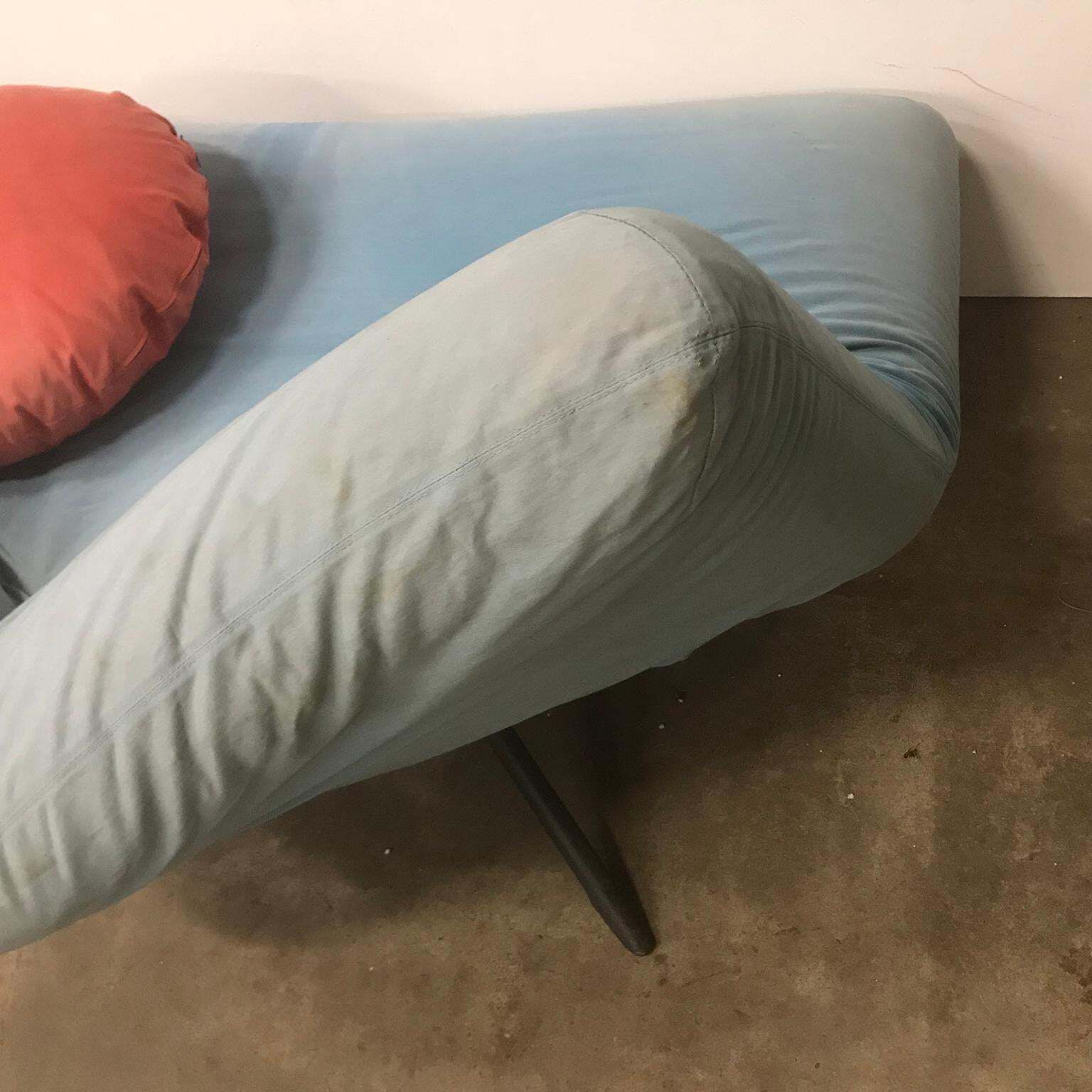 photo furniture 1980, Fabrizio Ballardini For Arflex, 2 Couches Ribalta In Original Soft Fabric