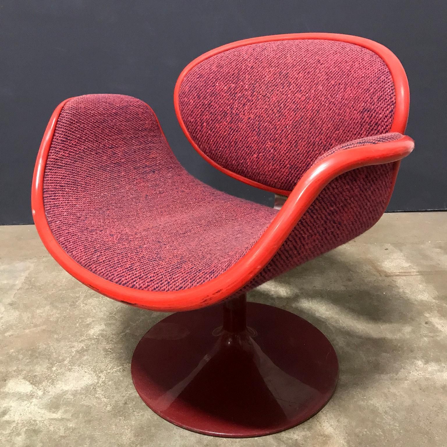 photo vinterior 1965, Pierre Paulin For Artifort, Set Early Original Base And Red Blue Fabric