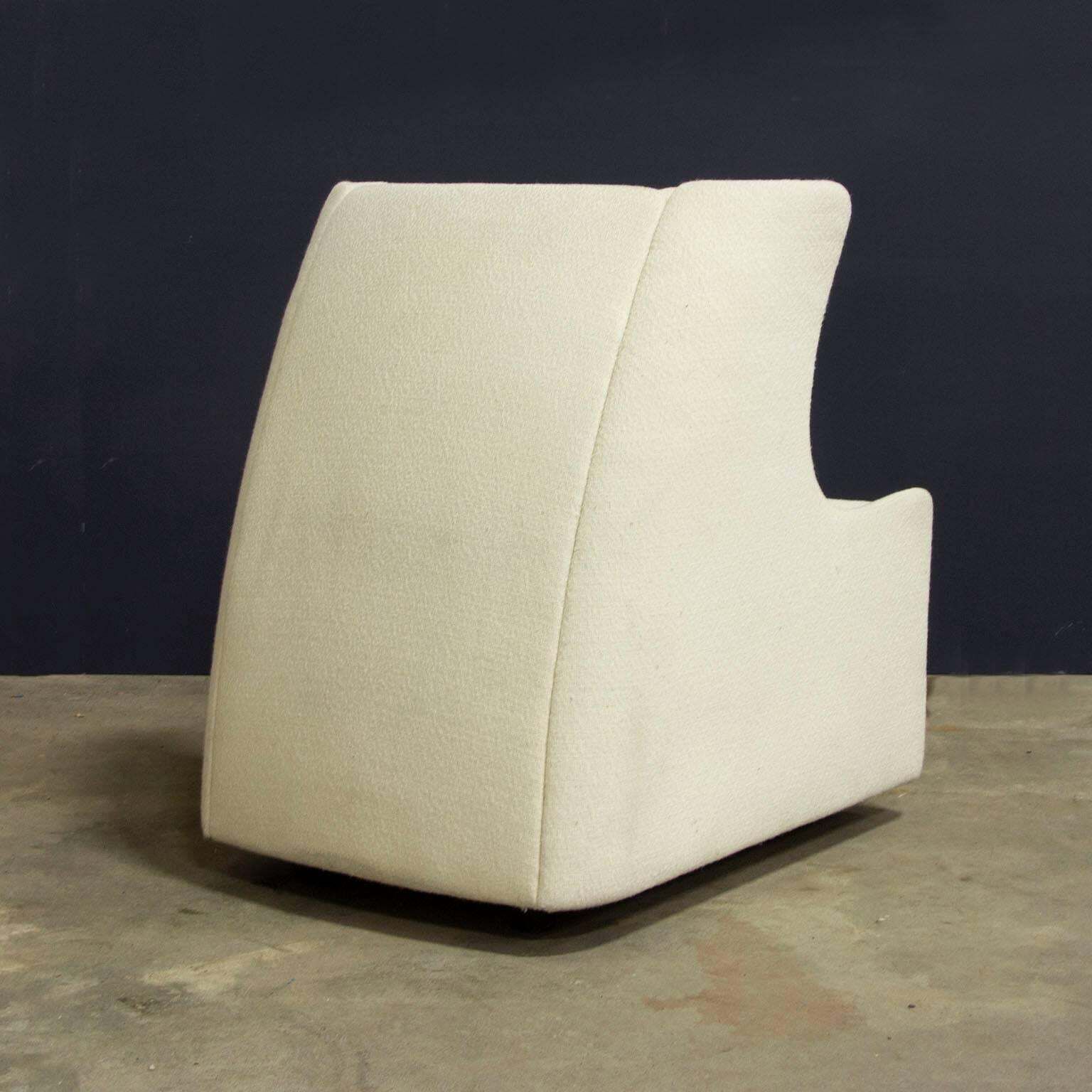 Vico Magistretti & Per Skovholt, Elegant Comfi Senior Chair 'Mobi Chair, 2000 photo Furniture