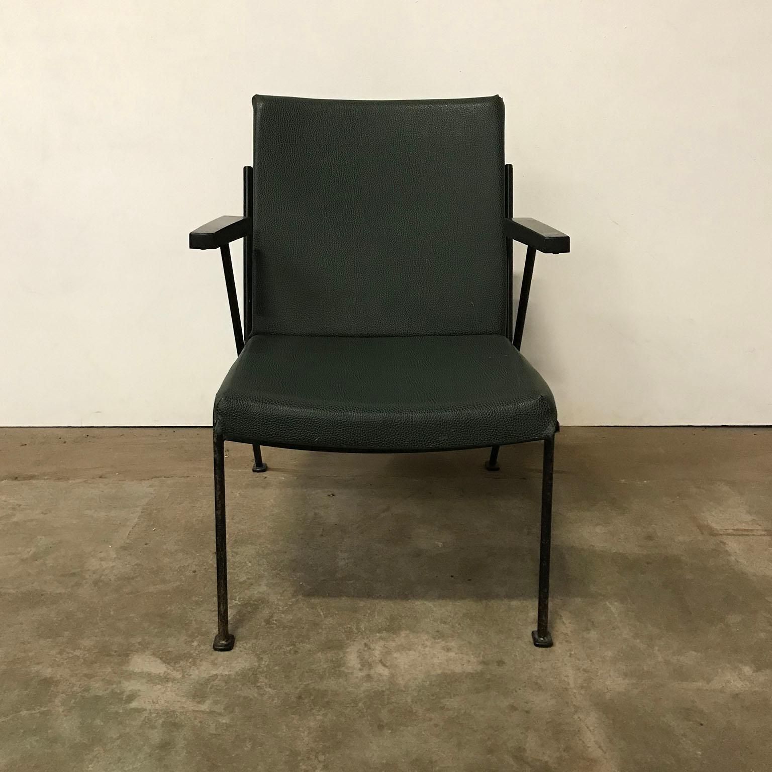 photo for sale 1959, Wim Rietveld For Ahrend De Cirkel, Oase Chair Original Green Leatherette