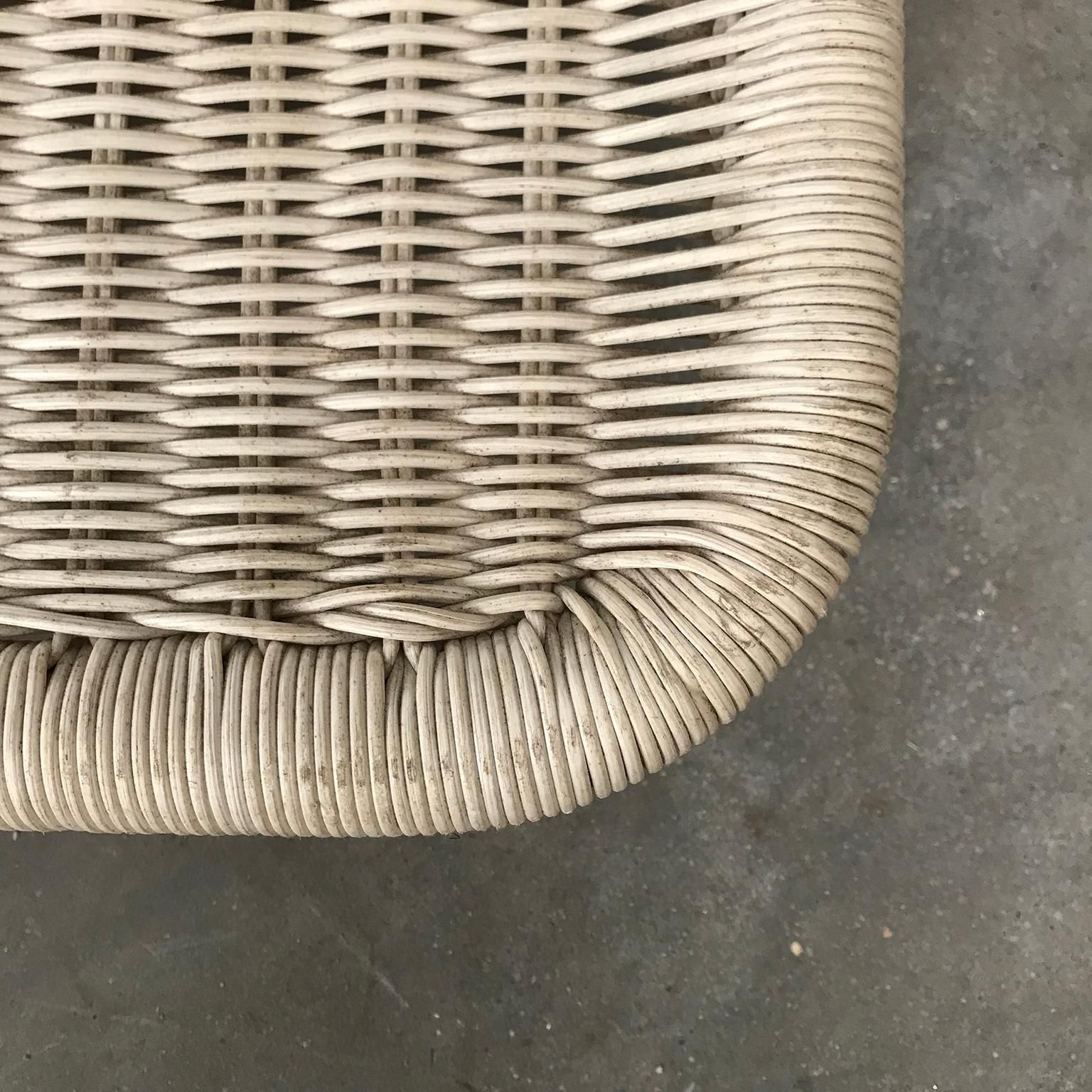 photo buy 1968, Antti Nurmesniemi, For Tecta Germany, Plastic Wicker Lounge Chair F10
