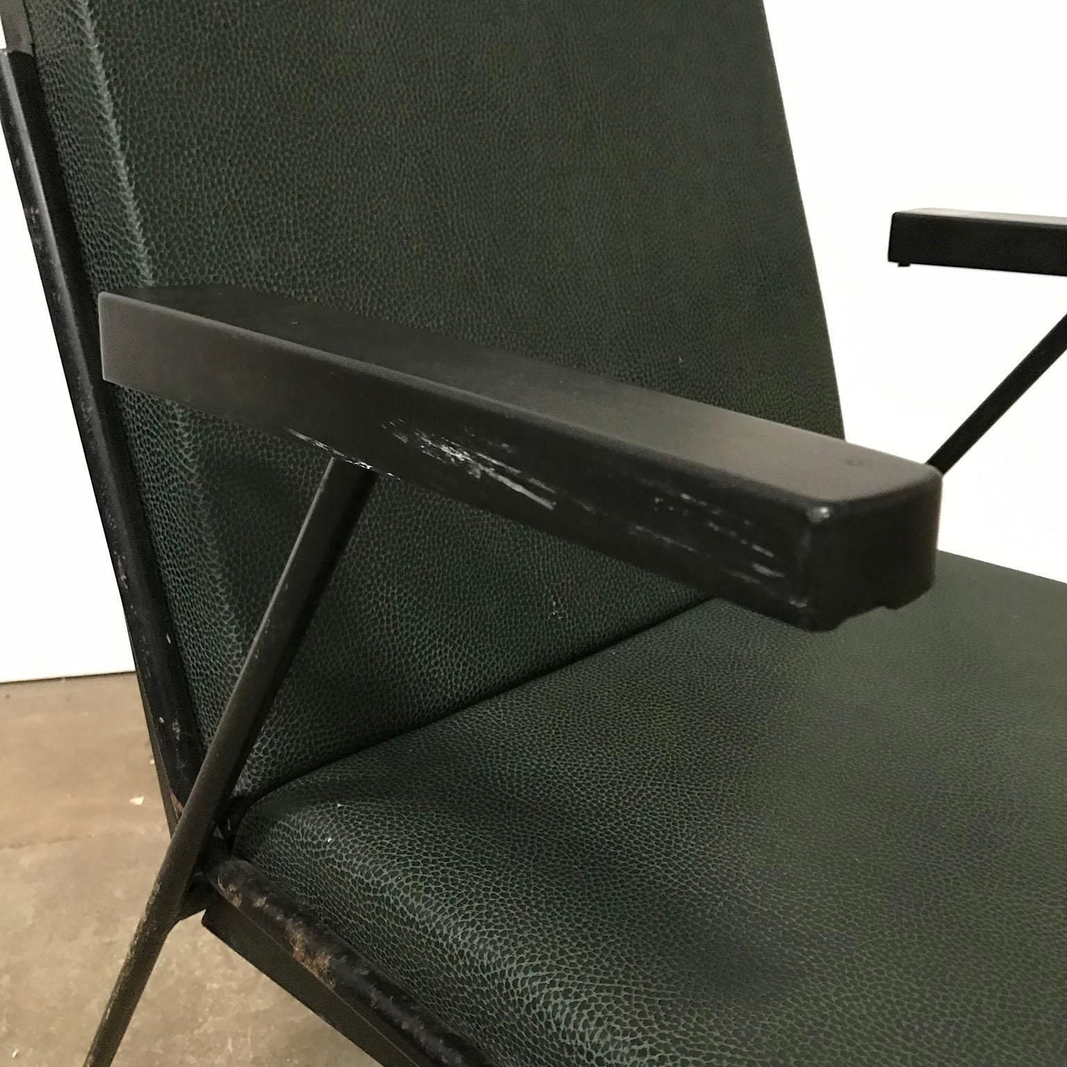 photo buy 1959, Wim Rietveld For Ahrend De Cirkel, Oase Chair Original Green Leatherette