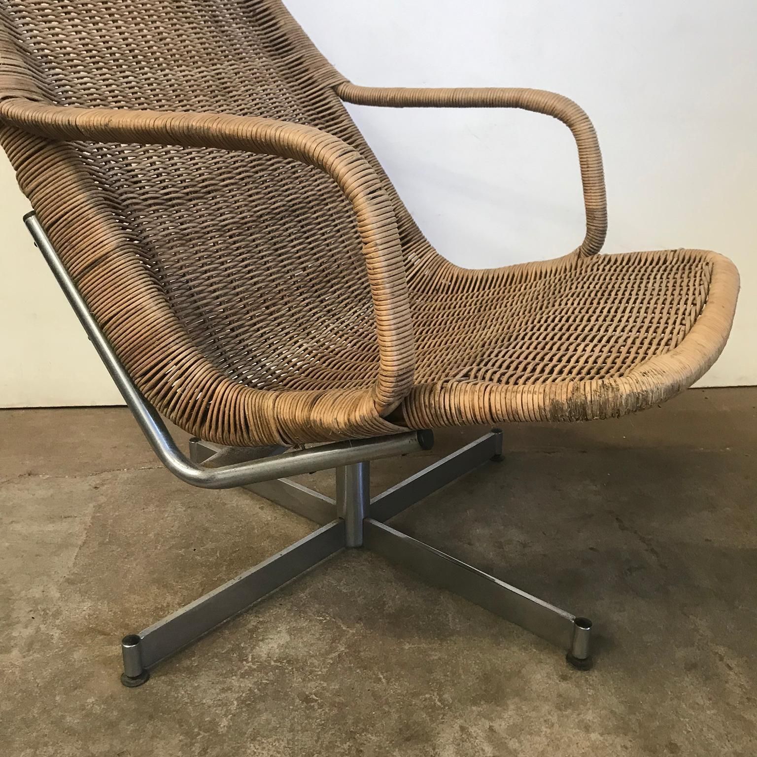 Furniture 1961 Dirk Van Sliedregt, Rare 514 Original Wicker Lounge Chair With Chrome Base photo