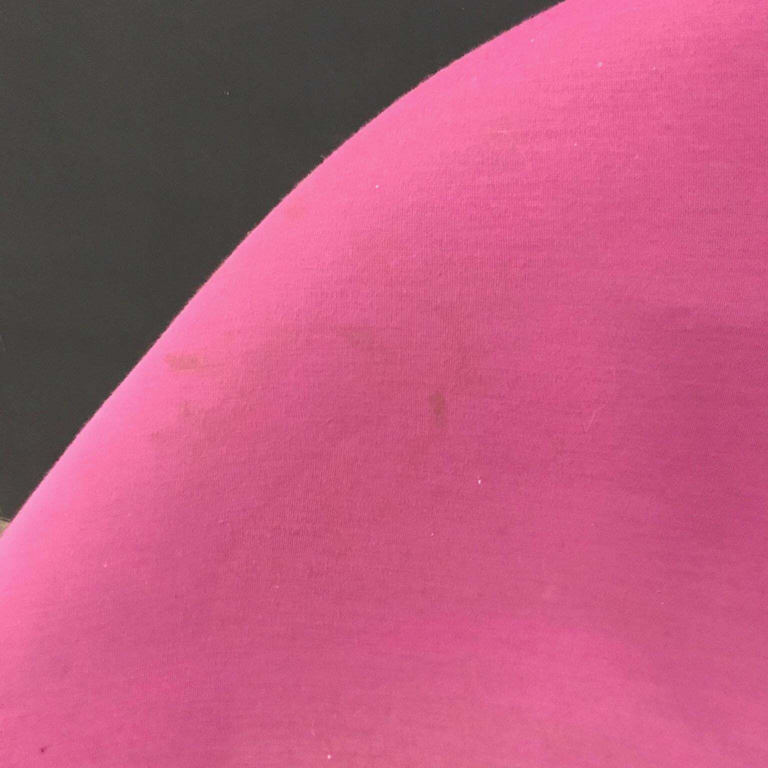 photo buy 1959, Pierre Paulin For Artifort, Early Globe Chair In Pink Fabric