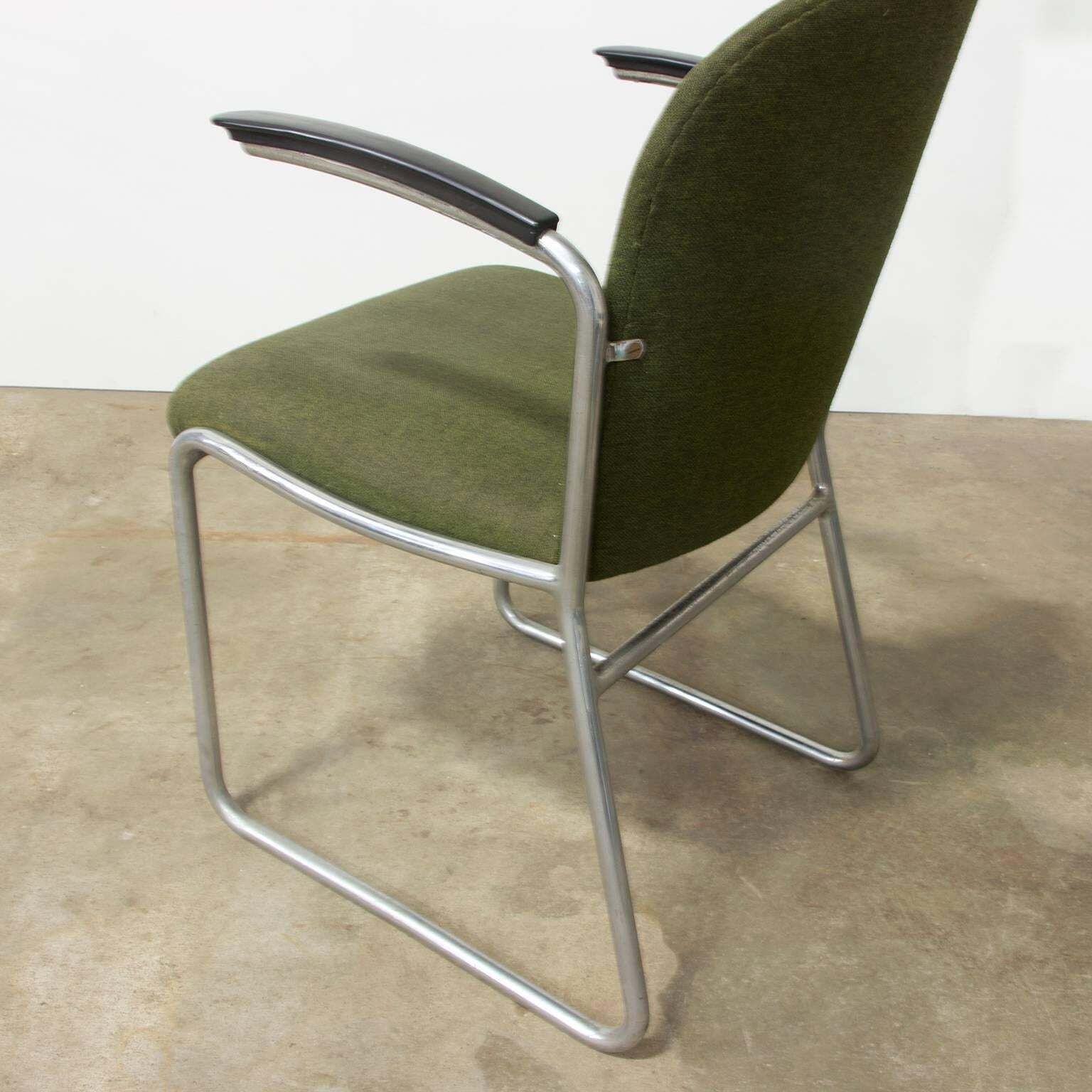 1935 W.H. Gispen For Gispen, Rare Framed 413r Side Chair, Original Green Fabric photo vinterior