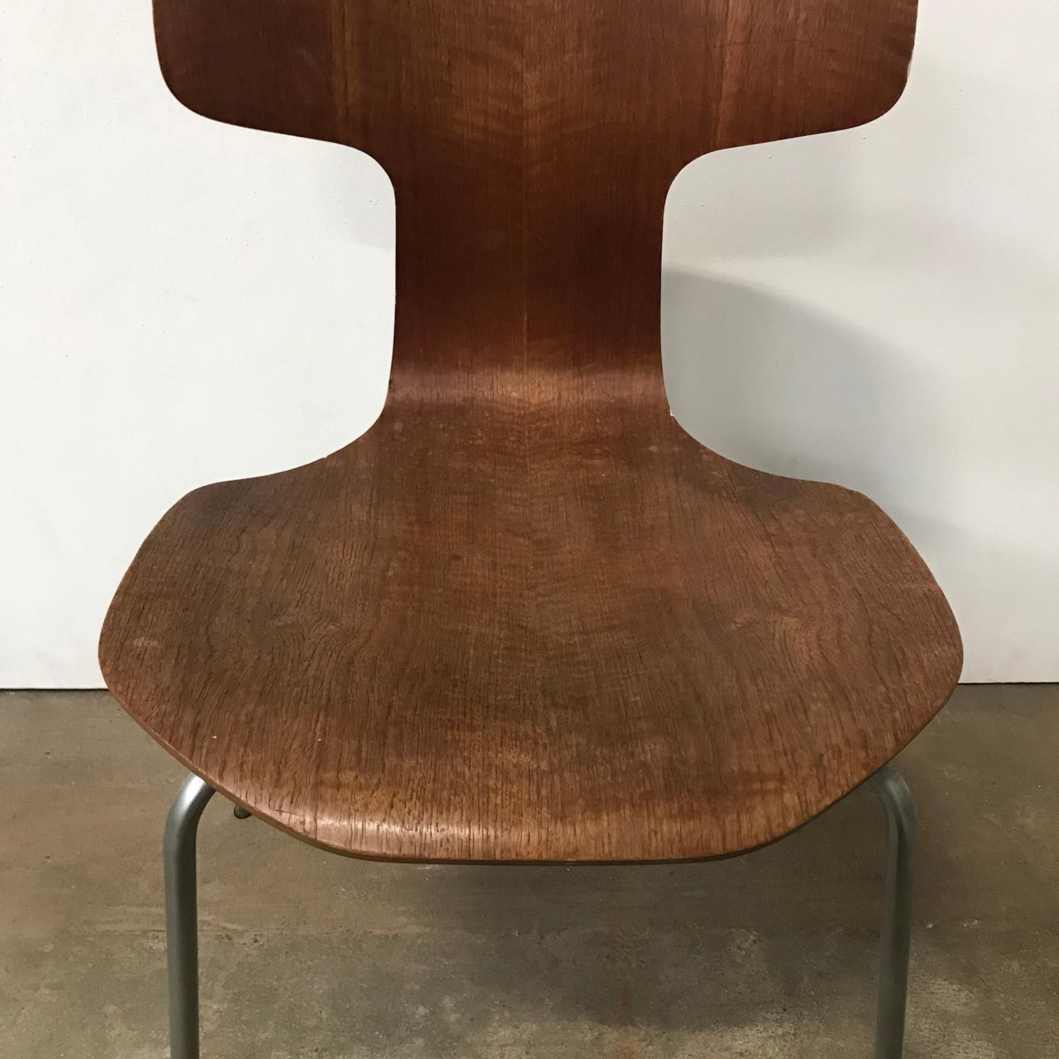 725.0 1955, Arne Jacobsen For Fritz Hansen, Original, Rare, Chair 3103 With Grey Base photo