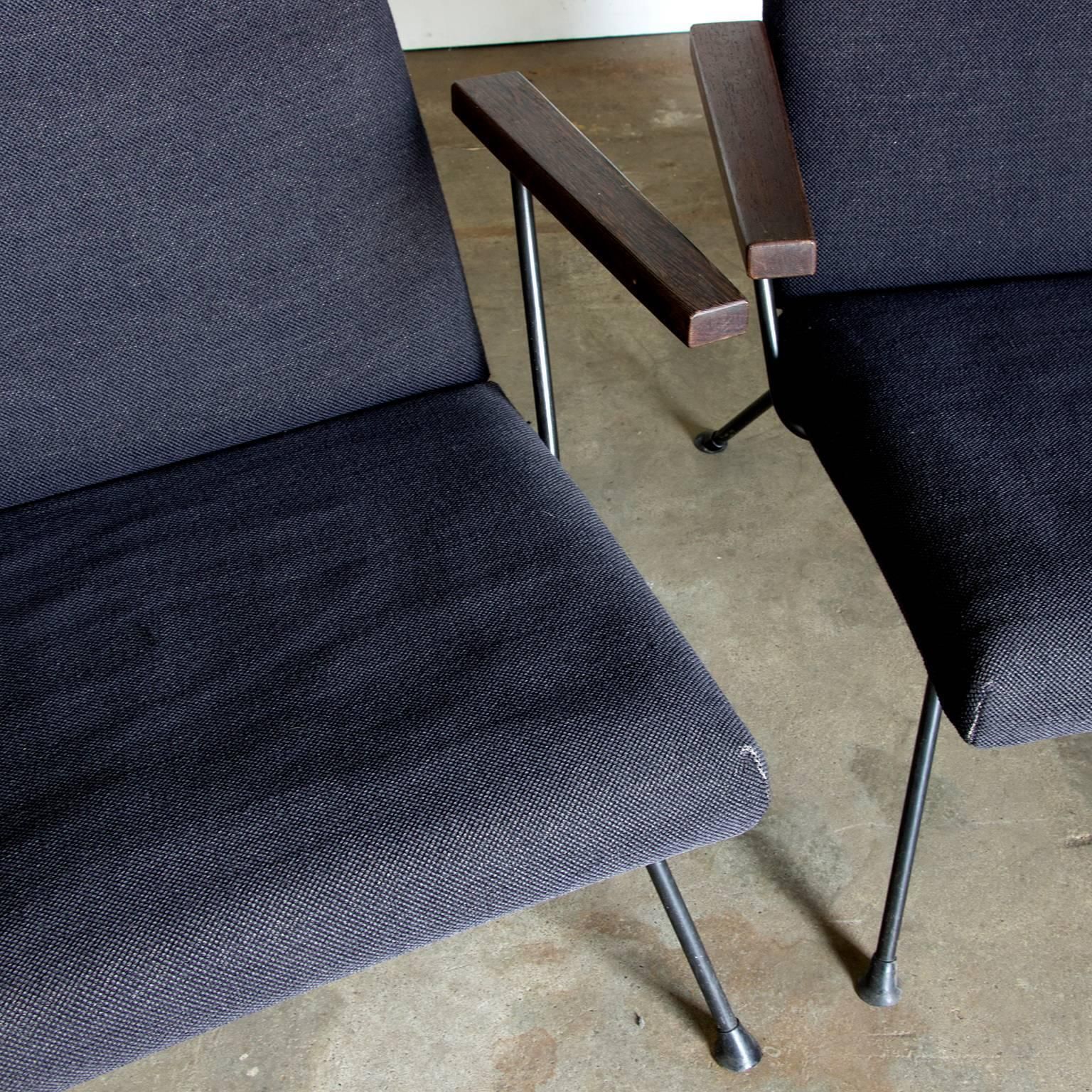 photo furniture 1959, Cordemeyer For Gispen, Easy Chair 1410, Original Dark Blue/Black Fabric