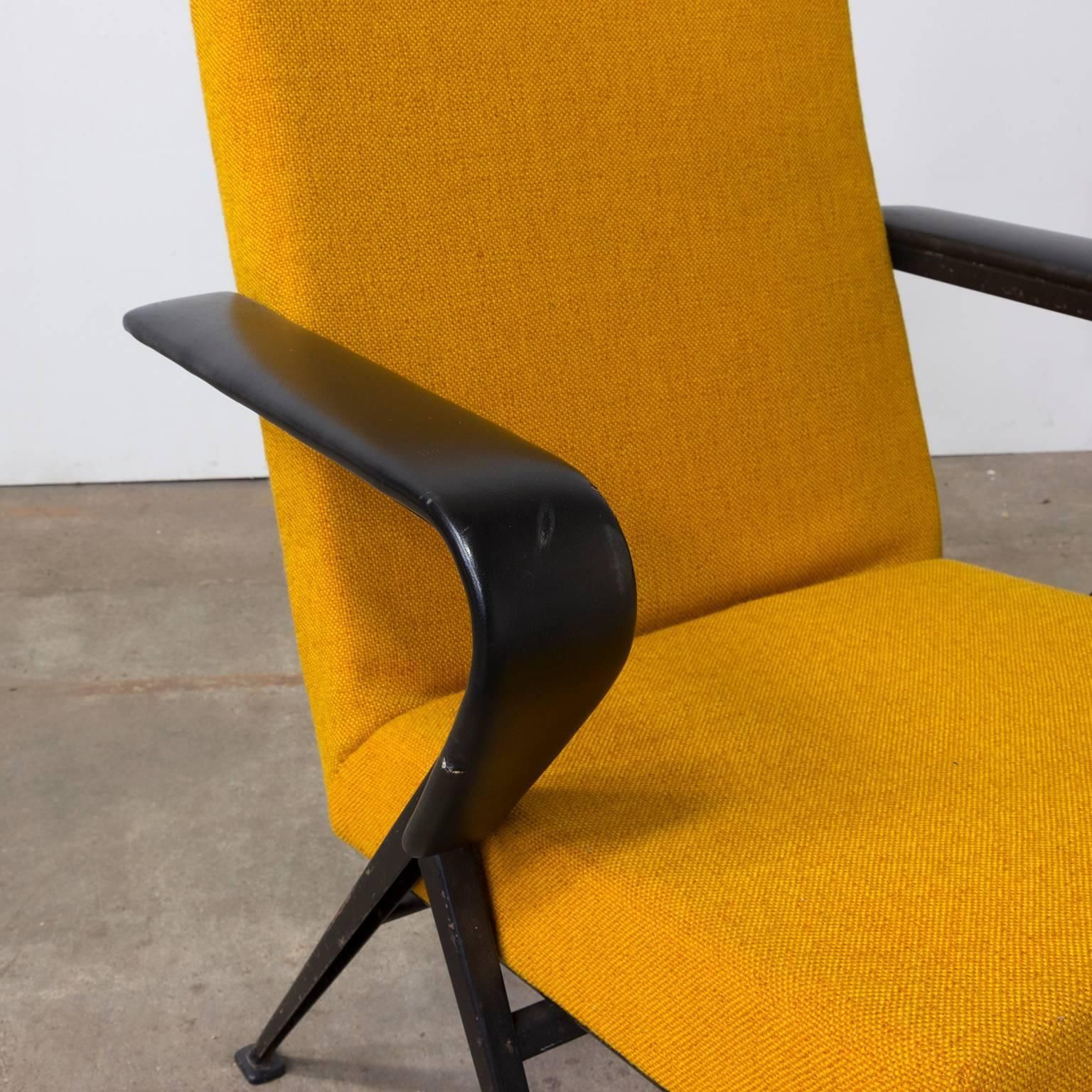 1969 Friso Kramer, Ahrend De Cirkel Repose Lounge Armchair New Yellow Upholstery photo buy
