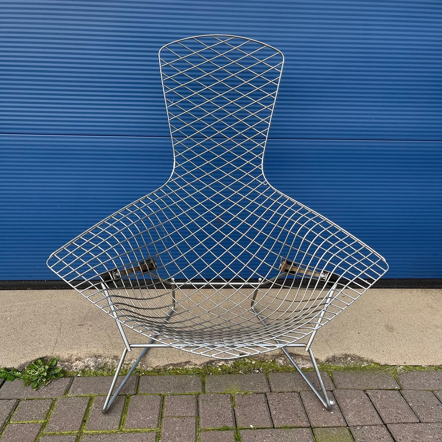 Chrome Bird Chair By Harry Bertoia For Knoll International, 1952 photo furniture