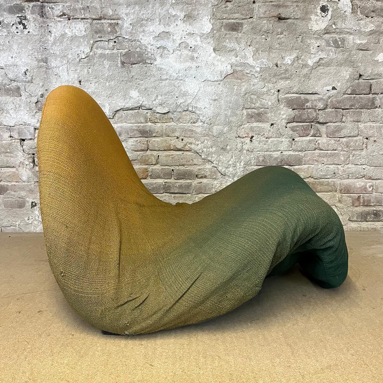 1967, Tongue By Pierre Paulin By Artifort In Orange Green Upholstery photo furniture