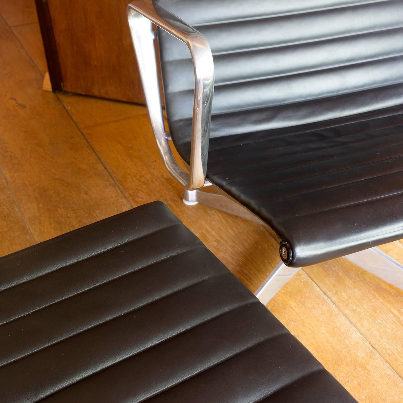 1958, Ray & Charles Eames For Herman Miller, Lounge Chair Ea 124 + Ea 125 photo buy