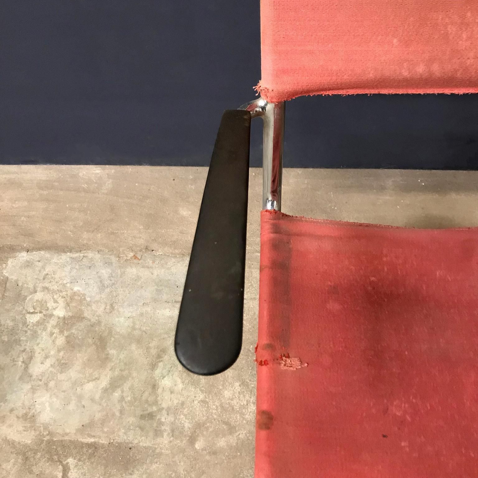 1220.0 1930, W.H. Gispen, For Gispen Culemborg, Dining Chair No. 204 In Red Canvas photo